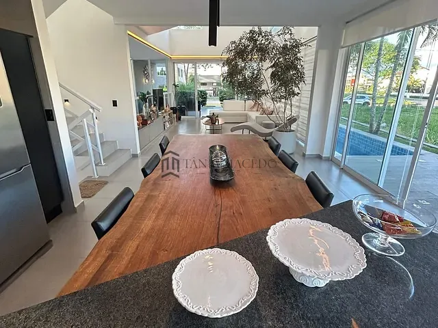 Casa com 602m² 4 quartos e 6 banheiros, à venda, no bairro Aldeia dos Camarás em Camaragibe