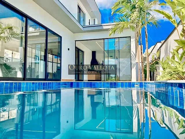Casa com 290m² 3 quartos e 3 banheiros, à venda, no bairro Jardim Samambaia em Jundiaí