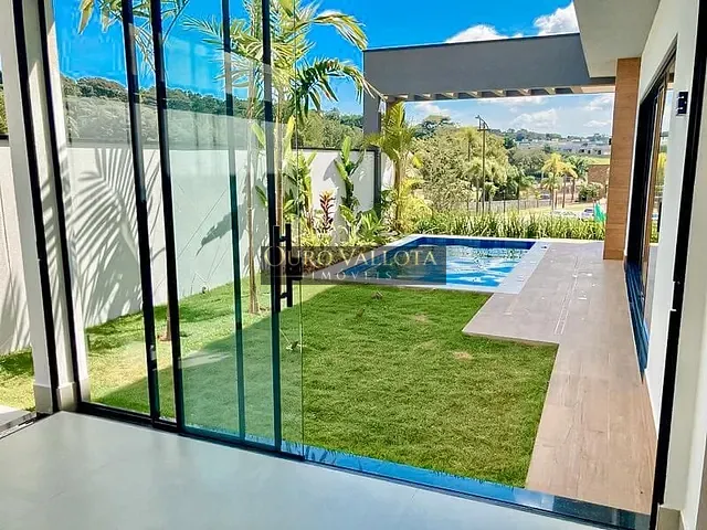Casa com 290m² 3 quartos e 3 banheiros, à venda, no bairro Jardim Samambaia em Jundiaí
