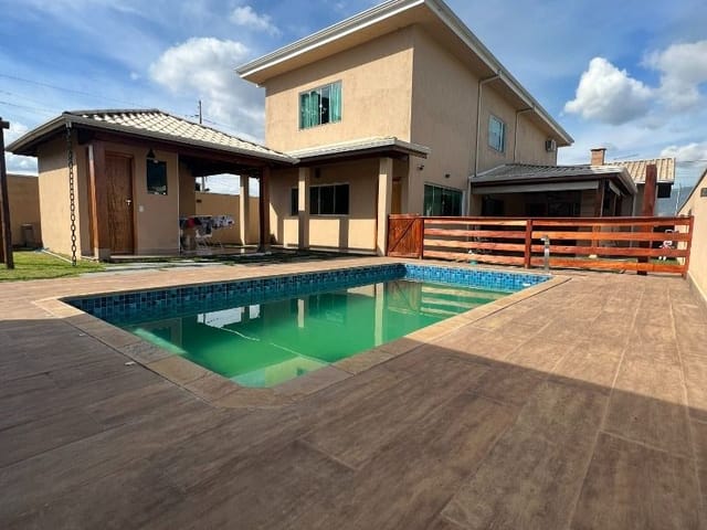 Casa 3 quartos e 4 banheiros, à venda, no bairro Vista da Mantiqueira em Extrema