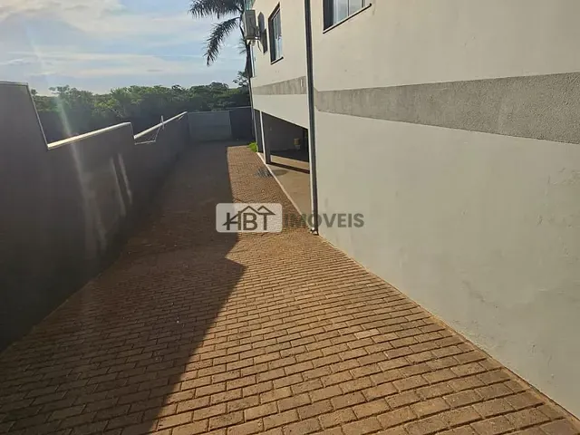 Casa 4 quartos e 5 banheiros, à venda, no bairro Nova Iacanga em Iacanga
