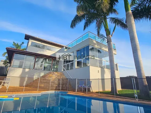 Casa 4 quartos e 5 banheiros, à venda, no bairro Nova Iacanga em Iacanga