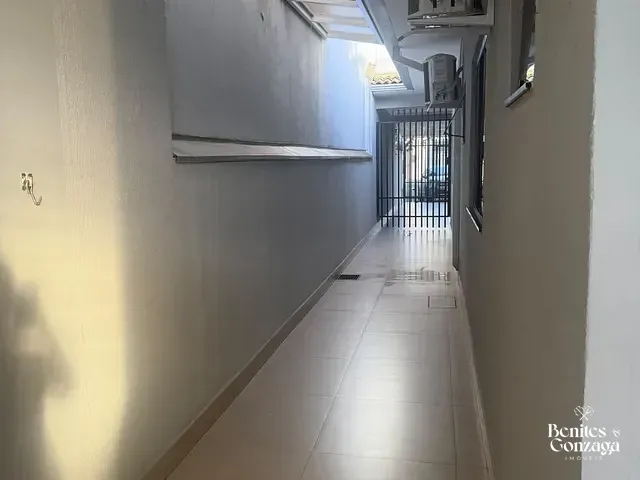 Casa 3 quartos e 2 banheiros, à venda, no bairro Jardim Dias I em Maringá