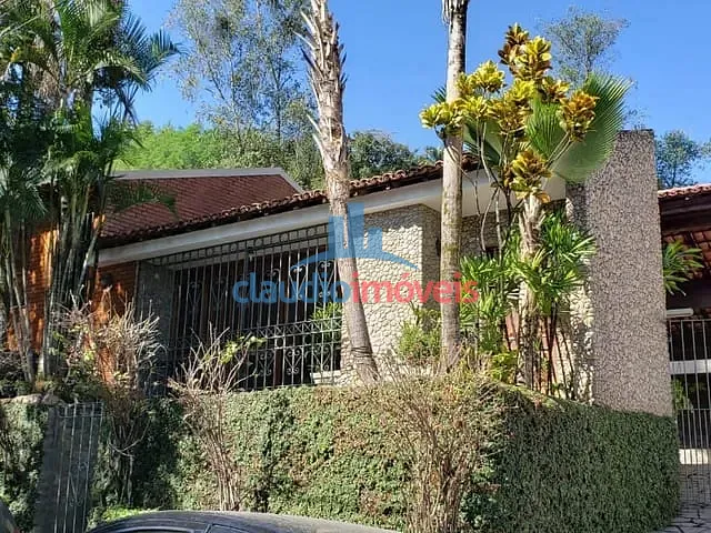 Casa 3 quartos e 3 banheiros, à venda, no bairro Santa Rosa em Barra Mansa