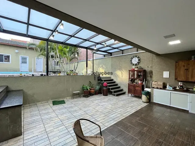 Casa com 400m² 4 quartos e 4 banheiros, à venda, no bairro Santa Teresinha em São Paulo