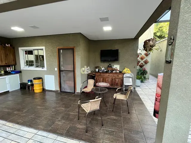 Casa com 400m² 4 quartos e 4 banheiros, à venda, no bairro Santa Teresinha em São Paulo