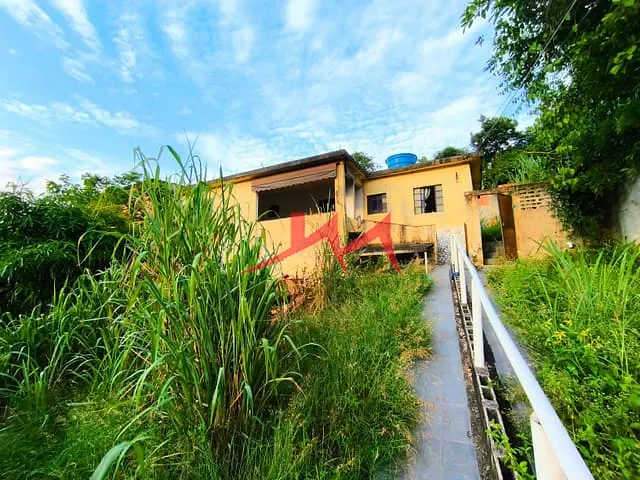 Casa com 360m² 2 quartos e 1 banheiro, à venda, no bairro Santa Isabel em São Gonçalo
