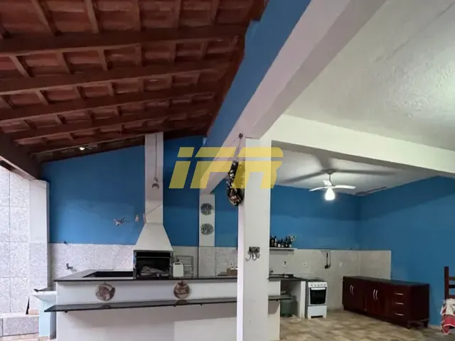 Casa com 300m² 4 quartos e 3 banheiros, à venda, no bairro Perequê Açu em Ubatuba