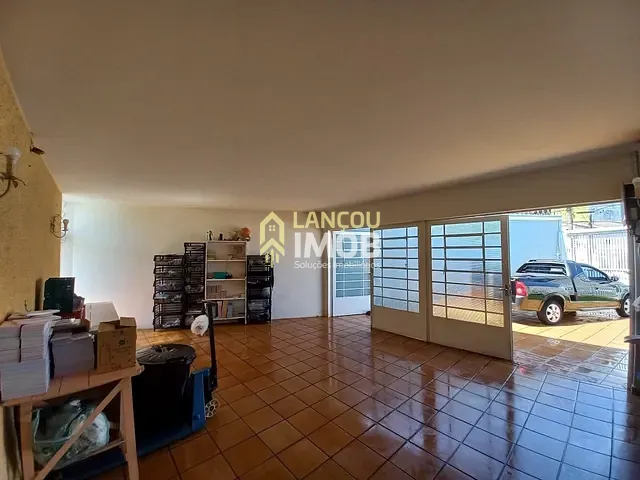 Casa com 800m² 3 quartos e 3 banheiros, à venda, no bairro Ponte de São João em Jundiaí