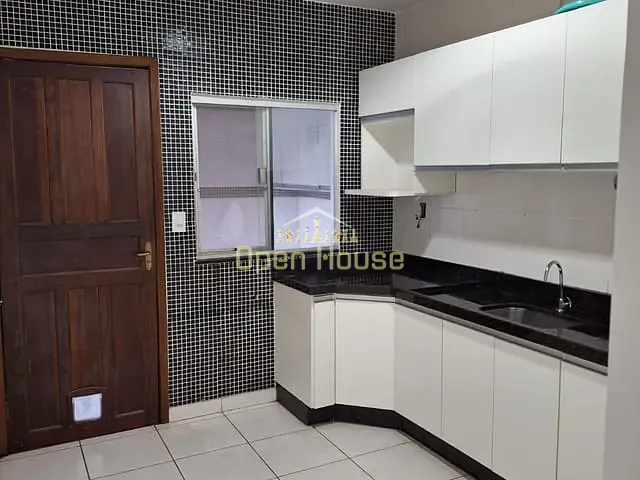Casa 2 quartos e 1 banheiro, à venda, no bairro Colonia Santo Antonio em Barra Mansa