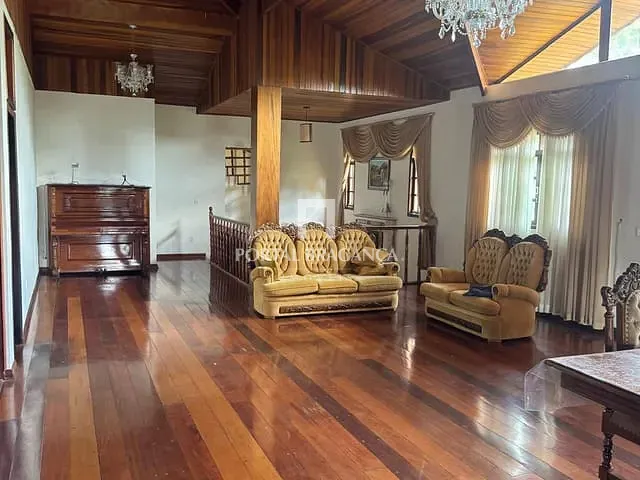Casa 7 quartos e 7 banheiros, à venda, no bairro Guaripocaba em Bragança Paulista