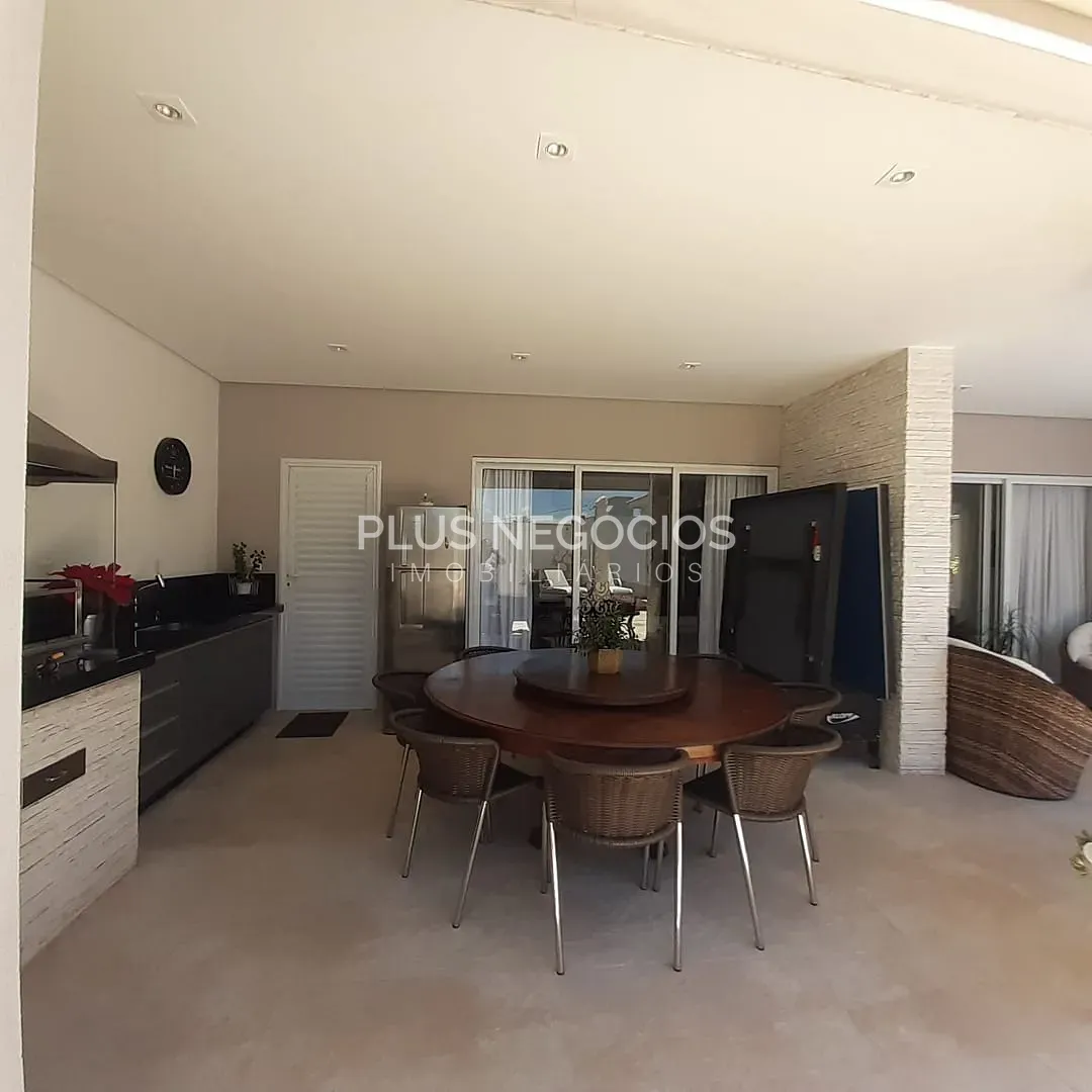 Casa, 3 quartos, 304 m² - Foto 40