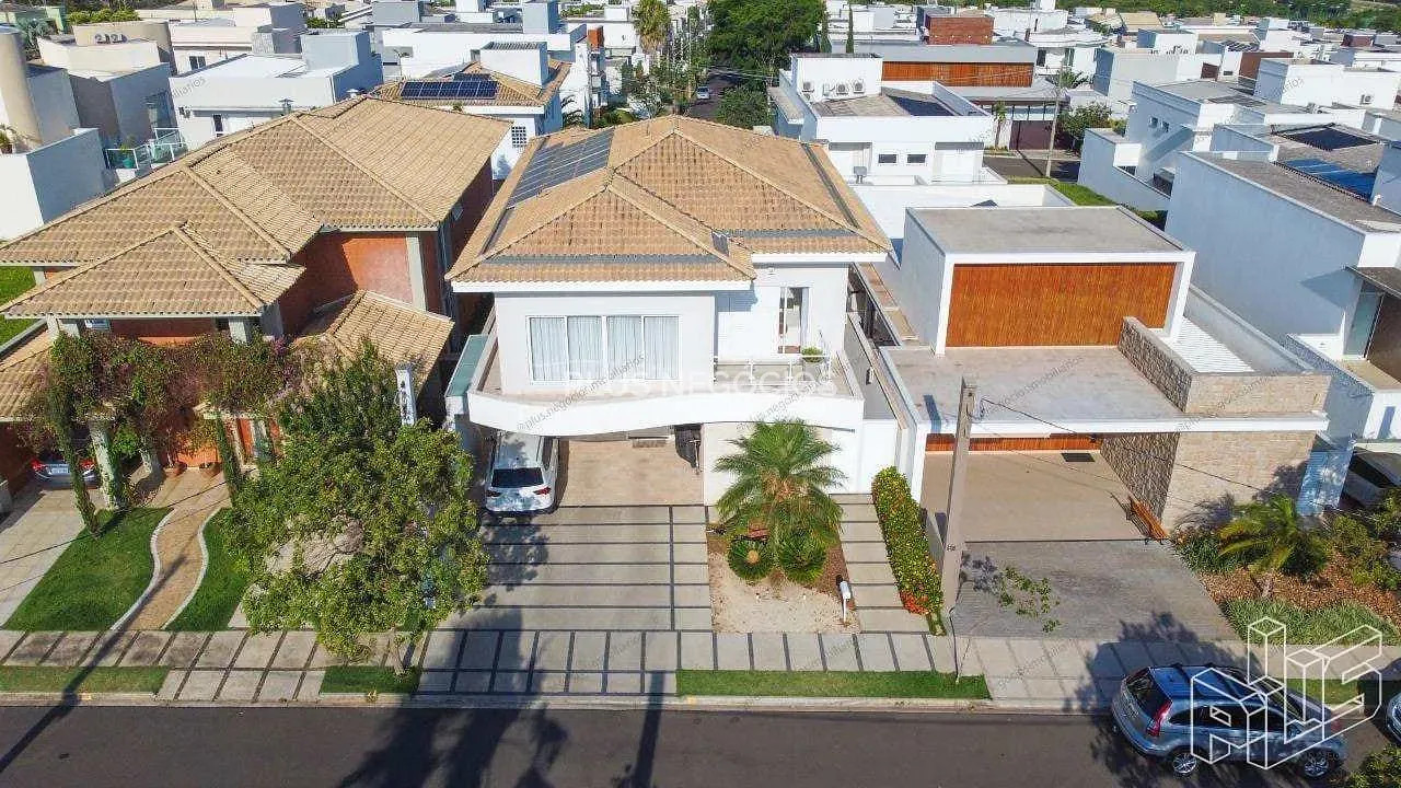 Casa, 3 quartos, 304 m² - Foto 2