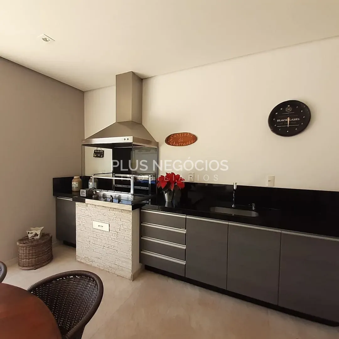 Casa, 3 quartos, 304 m² - Foto 38
