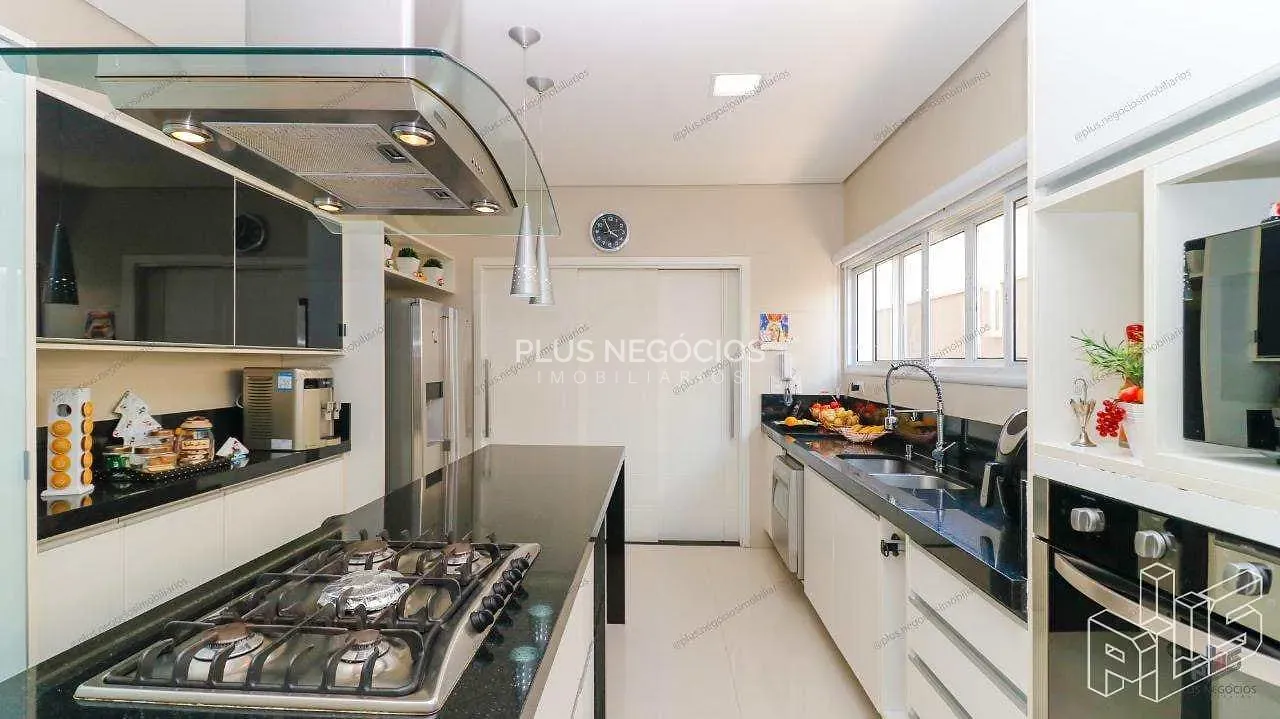 Casa, 3 quartos, 304 m² - Foto 9