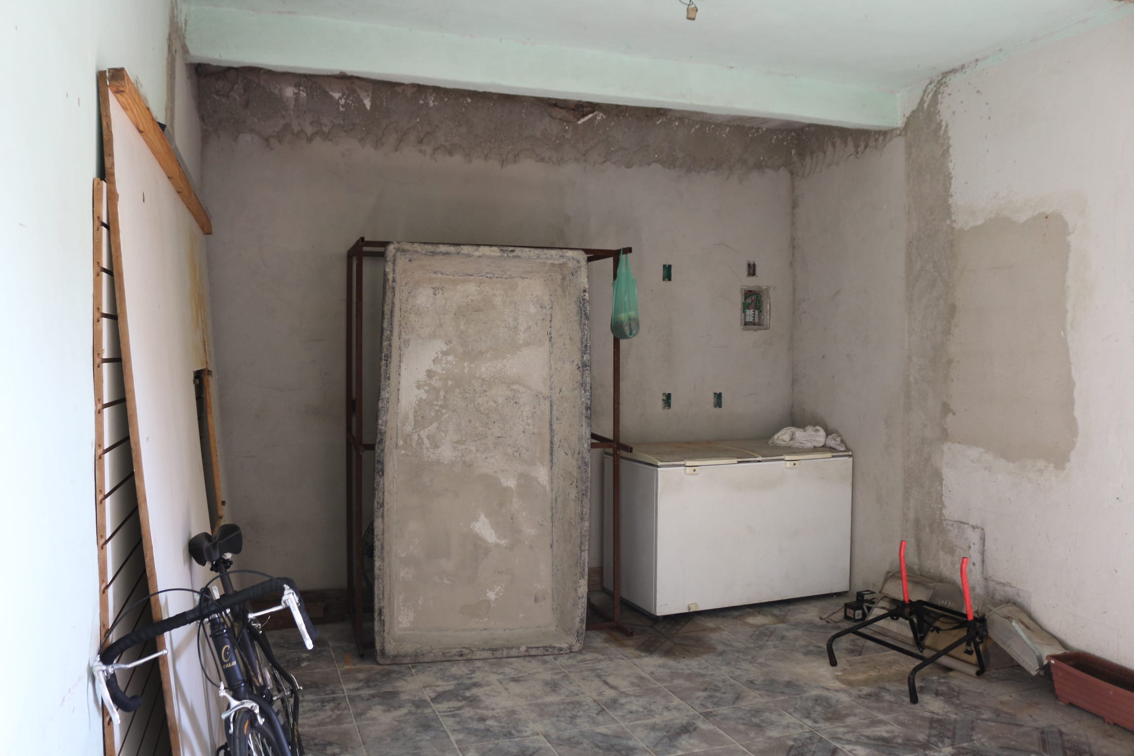 Casa à venda, com 7 quartos, 1 suíte, 9 banhos, 8 vagas, com 533 metros de área construída, Xangrilá, Contagem, MG miniatura 26