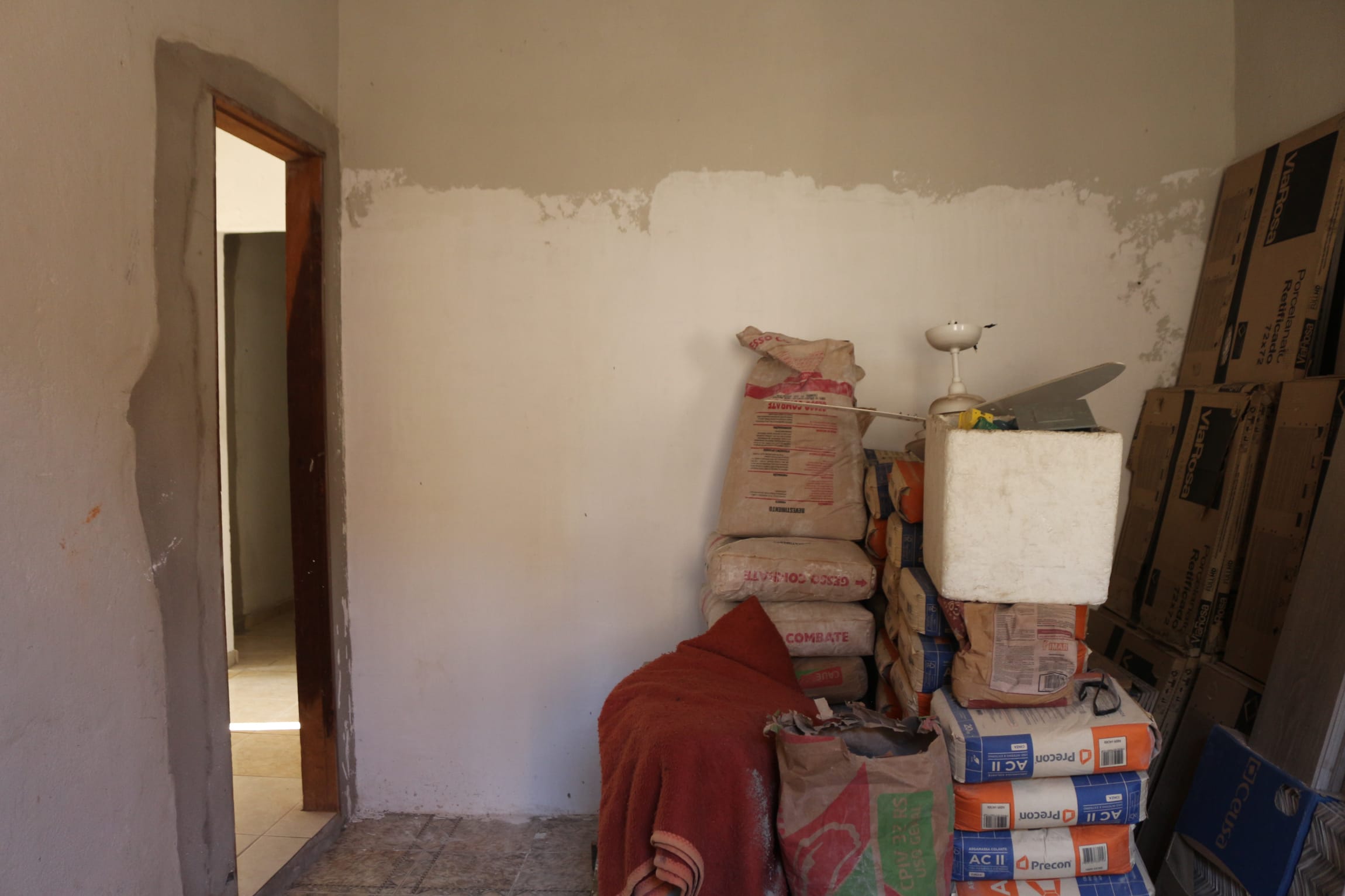Casa à venda, com 7 quartos, 1 suíte, 9 banhos, 8 vagas, com 533 metros de área construída, Xangrilá, Contagem, MG miniatura 23