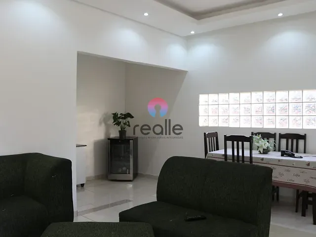 Casa com 533m² 7 quartos e 9 banheiros, à venda, no bairro Parque Xangri-Lá em Contagem