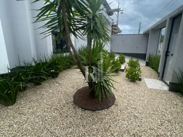 Casa com 270m² 3 quartos e 2 banheiros, à venda, no bairro Areias em Tijucas