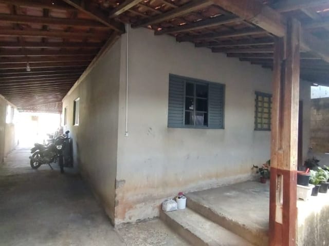Casa com 300m² 3 quartos e 1 banheiro, à venda, no bairro Jardim São Cristovão em Extrema