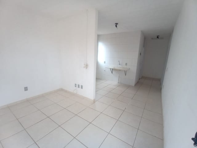 Casa com 160m² 2 quartos e 1 banheiro, para alugar, no bairro Parque dos Resedás 3 em São João da Boa Vista