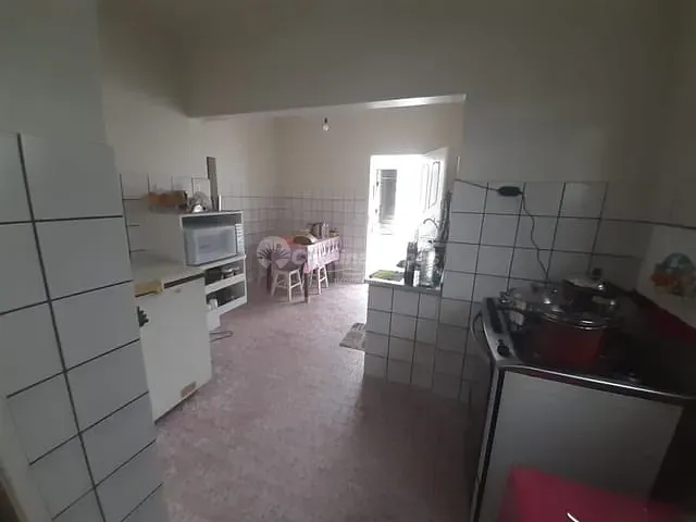 Casa com 280m², à venda, no bairro Jóquei em Teresina