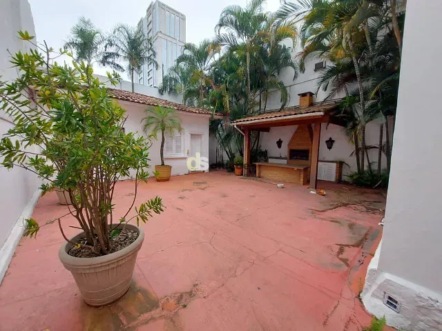 Casa para alugar, no bairro Pinheiros em São Paulo