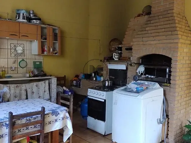 Casa com 250m² 3 quartos e 3 banheiros, à venda, no bairro Jardim Rony em Guaratinguetá