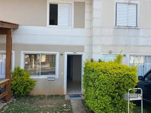 Casa 2 quartos e 1 banheiro, para alugar, no bairro Jardim Ísis em Cotia