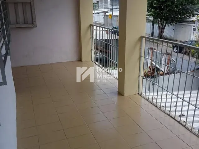 Casa 4 quartos e 3 banheiros, à venda, no bairro Zumbi em Recife