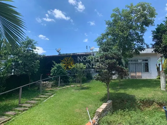 Casa com 837m² 3 quartos e 2 banheiros, à venda, no bairro Floresta em Joinville