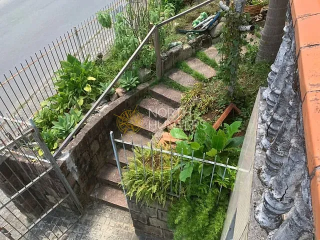 Casa com 837m² 3 quartos e 2 banheiros, à venda, no bairro Floresta em Joinville