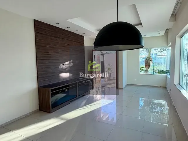 Casa 3 quartos e 1 banheiro, para alugar, no bairro Residencial Sant'ana I em Lavras