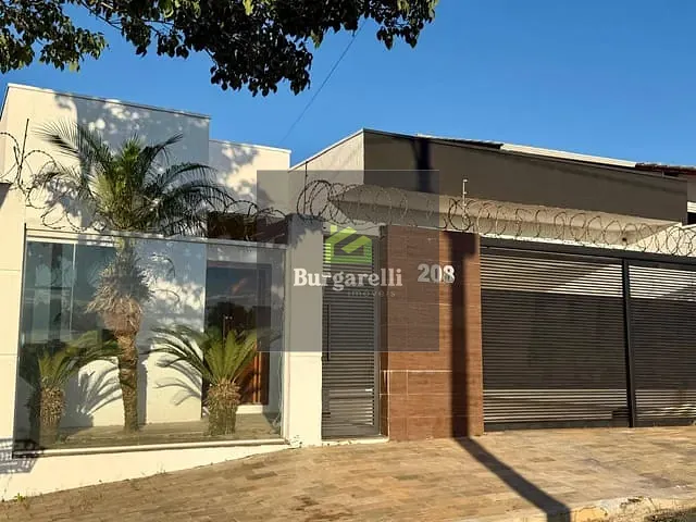 Casa 3 quartos e 1 banheiro, para alugar, no bairro Residencial Sant'ana I em Lavras