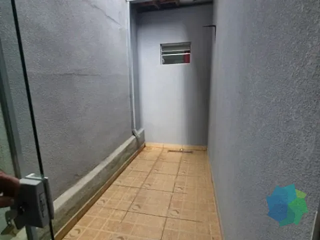 Casa com 250m² 3 quartos e 1 banheiro, à venda, no bairro Parque Residencial Rondon em Salto