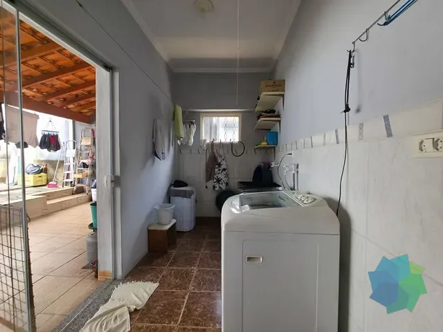 Casa com 250m² 3 quartos e 1 banheiro, à venda, no bairro Parque Residencial Rondon em Salto