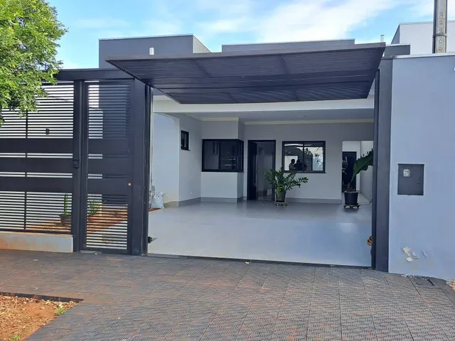 Casa com 200m² 3 quartos e 3 banheiros, à venda, no bairro Jardim Paulista em Maringá