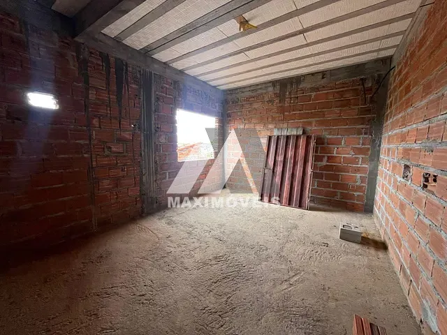 Casa com 269m² 2 quartos e 1 banheiro, à venda, no bairro Vila Magnólia em Araçuaí