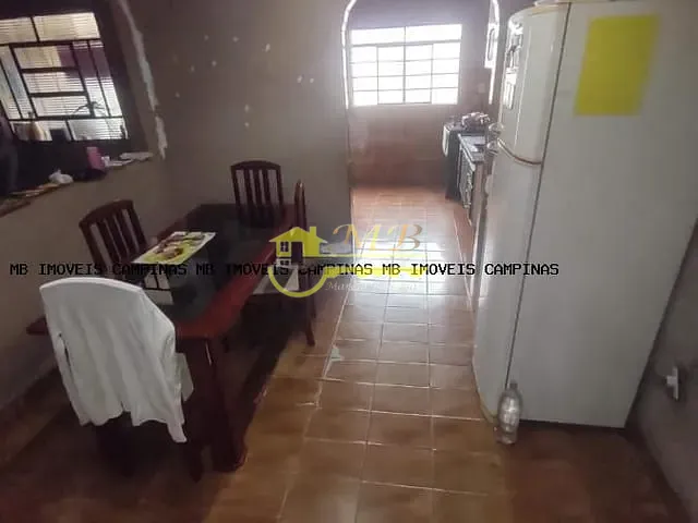 Casa com 300m² 3 quartos e 1 banheiro, à venda, no bairro Parque Dom Pedro II em Campinas