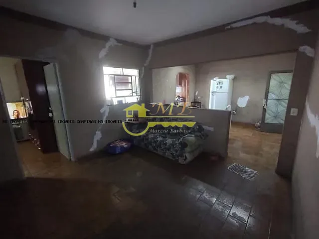 Casa com 300m² 3 quartos e 1 banheiro, à venda, no bairro Parque Dom Pedro II em Campinas