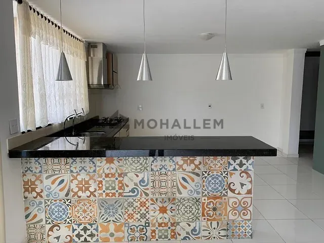 Casa com 283m² 5 quartos e 2 banheiros, à venda, no bairro Centro em Piranguinho