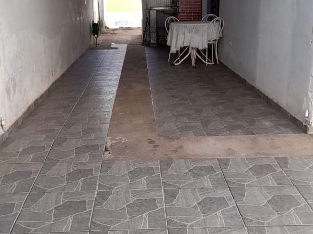 Casa com 250m² 2 quartos e 1 banheiro, à venda, no bairro Jardim Santo Amaro em Cambé