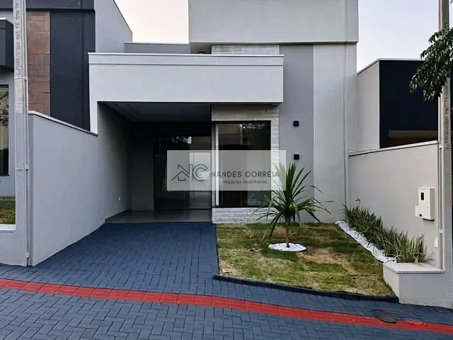 Casa 3 quartos e 2 banheiros, à venda, no bairro Jardim Bela Itália em Cambé