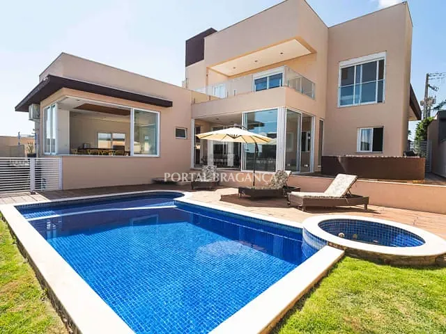 Casa com 513m² 4 quartos e 6 banheiros, à venda, no bairro Condomínio Residencial e Comercial Fazenda Santa Petronilla em Bragança Paulista
