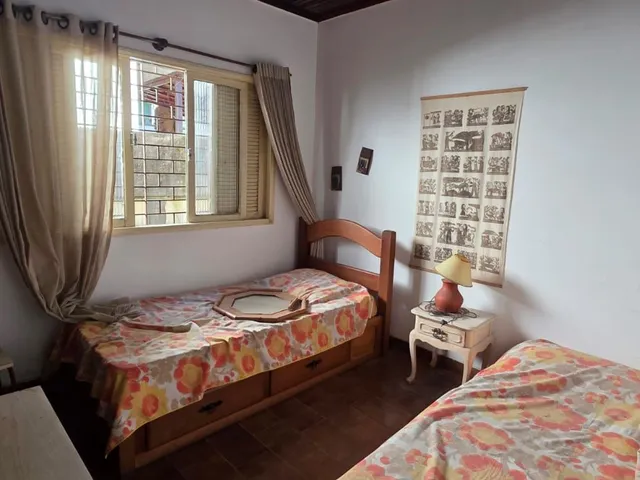 Casa 3 quartos e 2 banheiros, à venda, no bairro Balneário Remanso em Rio das Ostras