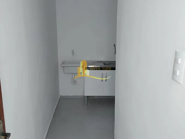 Casa 1 quarto e 1 banheiro, para alugar, no bairro Vila Carmosina em São Paulo