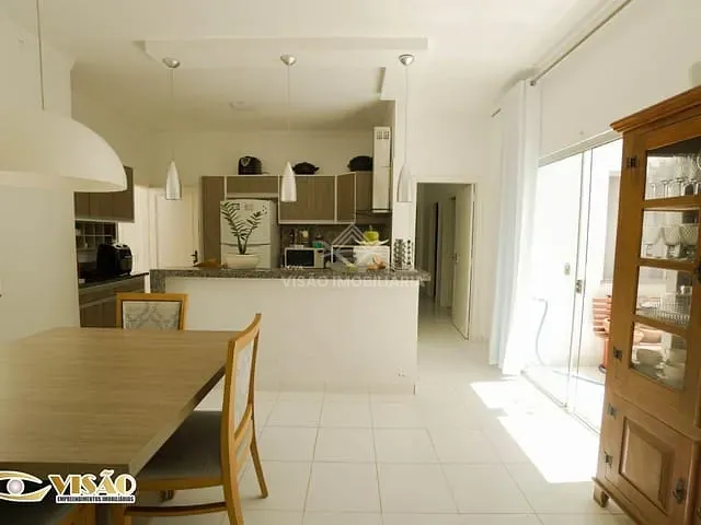 Casa com 450m² 2 quartos e 2 banheiros, à venda, no bairro Jardim Maringá em Sinop