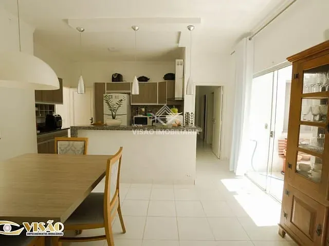 Casa com 450m² 2 quartos e 2 banheiros, à venda, no bairro Jardim Maringá em Sinop