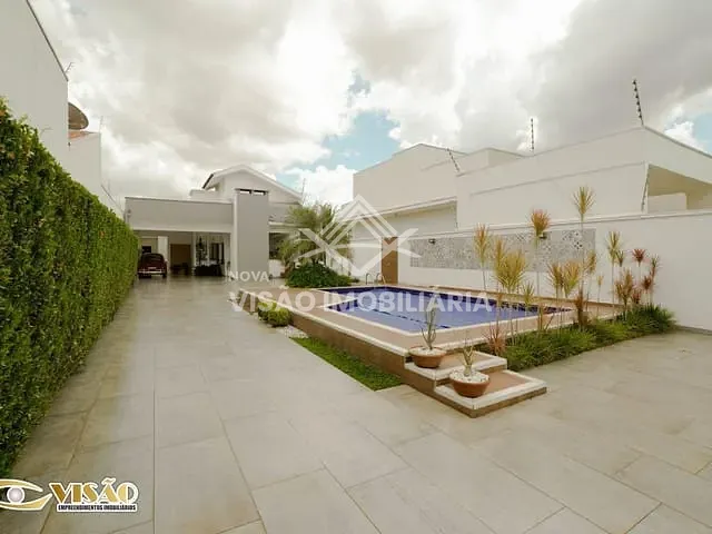 Casa com 450m² 2 quartos e 2 banheiros, à venda, no bairro Jardim Maringá em Sinop