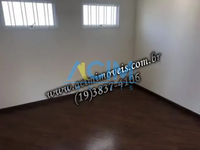 Casa com 360m², à venda, no bairro Centro em Jaguariúna